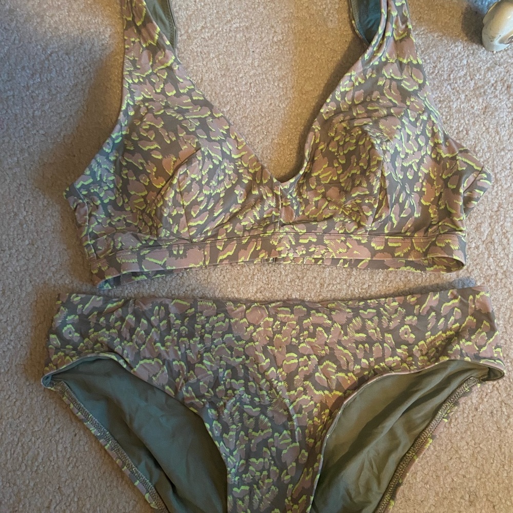 lululemon athletica Olive Green and Taupe Patterned Bikini Set